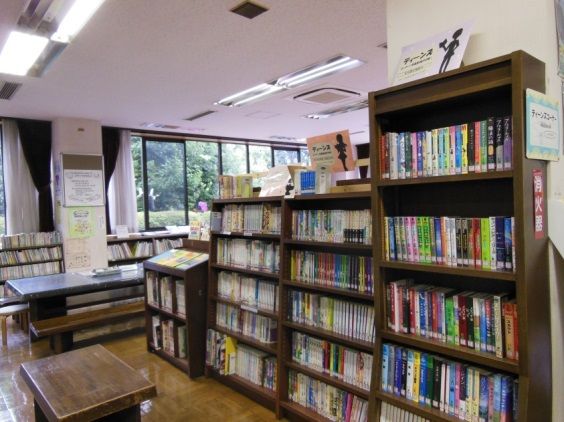 画像:上宿図書館 外観